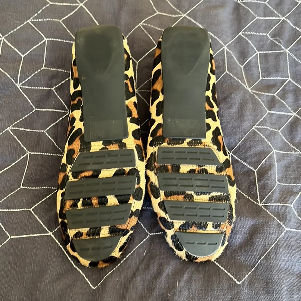 Neiman Marcus driving moccasins - Picture 3 of 5